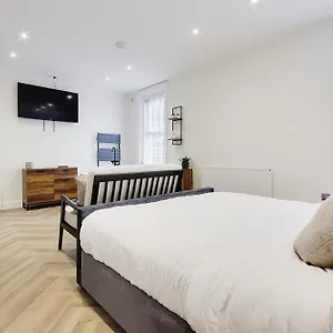 Mount Holiday home Bournemouth