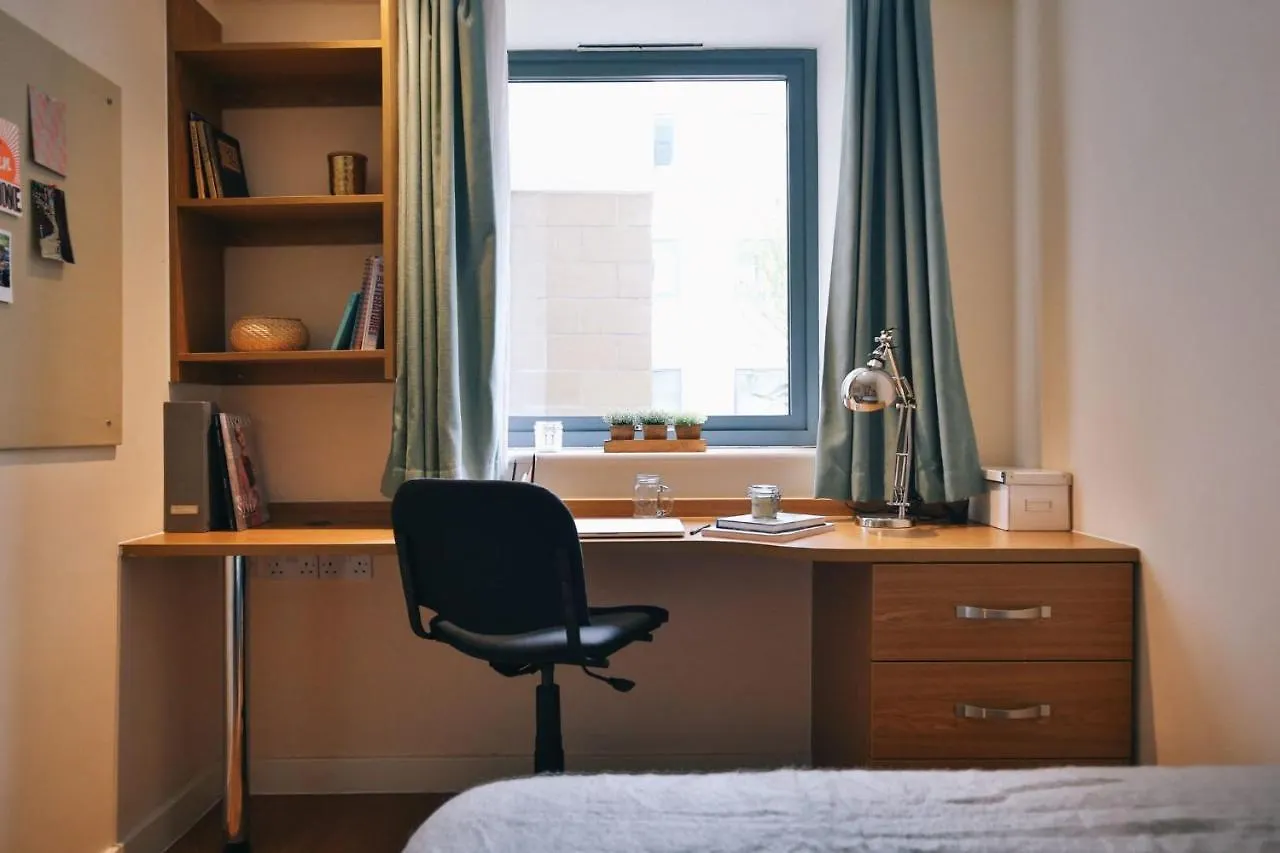 Iq Dorchester House In Bournemouth Apartment